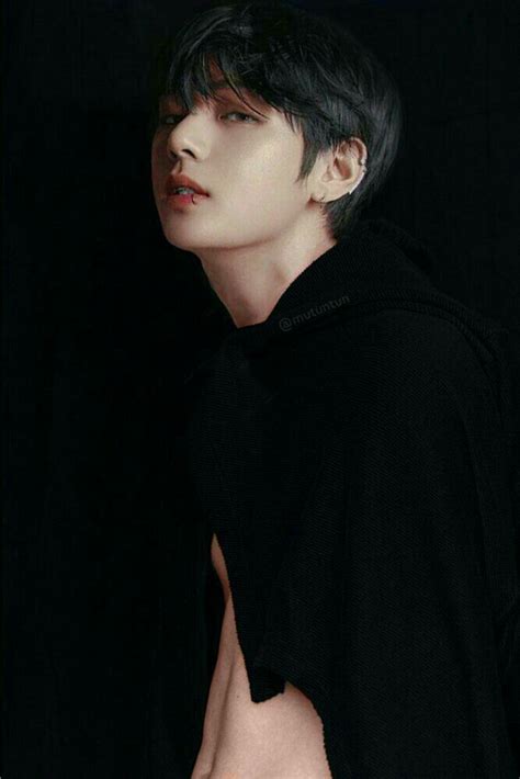 So i got a message today on wattpad. "Emhhhh ah kakhh taehyung" "a-ahh kamu nikmat sayanghhh" "syghh ena… #random # Random ...