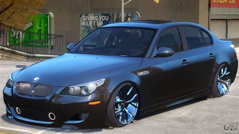 There was no more than 305 kilometers per hour in a. BMW M5 E60 V1.2 para GTA 4