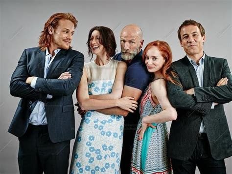 new old pictures of the outlander cast at comic con 2014 outlander casting outlander tv
