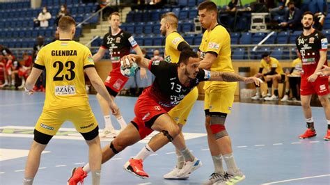 Négy vereség és egy döntetlen után ismét győzött a telekom veszprém férfi kézilabda csapata. Ismét a MOL-Pick Szeged lesz a Telekom Veszprém ellenfele ...