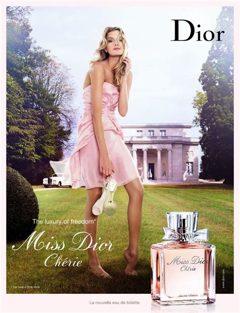 Why Is The Dior Beauty Lip Glow Oil So Popular Dior Perfume Miss