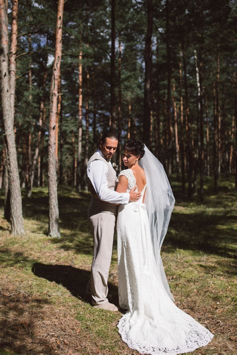 Amelii wedding dress design studio testimonials Diāna un Jānis
