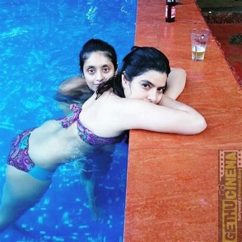 Actress Of Sacred Games Sexy Durga Rajshri Deshpande In Bikini In Swimming Pool 1 Gethu Cinema