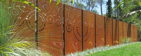 By adjusting the angle between the door panels, the fence can be freely combined into a variety of shapes. Customized Decorative Corten Steel Screen Panels ...