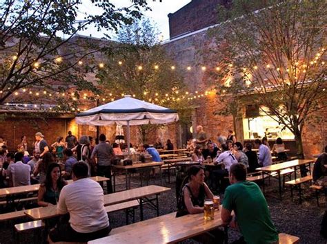 11 Rooftops And Decks For Dining Outdoors In Philly Beer Garden
