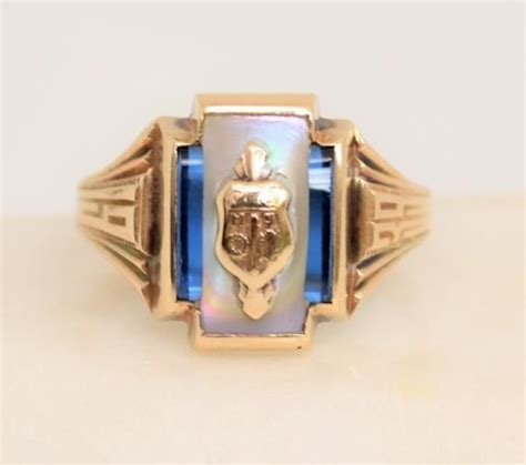 Vintage Class Ring 1939 Solid 10k Gold Blue Spinel Ring Art Deco Shield