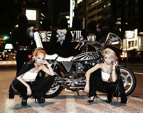 bosozoku style japanese gangster girl gang sisters magazine