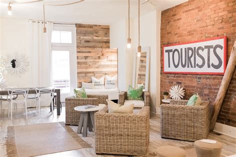 A Local Interior Designer Is Sprucing Up Cincinnatis Airbnb Scene