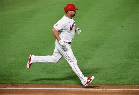 Albert Pujols Passed Willie Mays For Fifth All Time In Home Runs