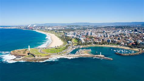 Wollongong Coastal Escape Just 90 Minutes From Sydney With Daily