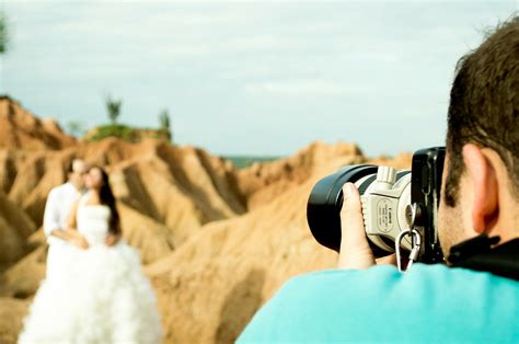7 Tips For Choosing Your Perfect Wedding Photographer