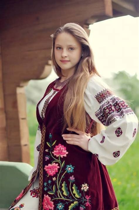ukrainian national outfit … ukraine women traditional outfits dress culture