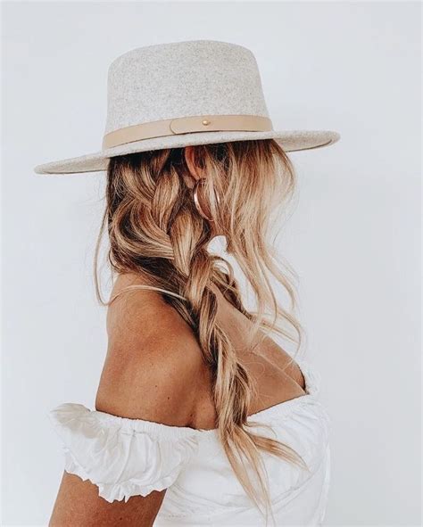 Country Hairstyles Hat Hairstyles Braided Hairstyles Hairdos Summer Hairstyles Cowgirl Hair