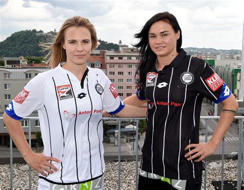 Jun 20, 2021 · thema: Sturm Graz veröffentlicht Trikots für die neue Saison ...
