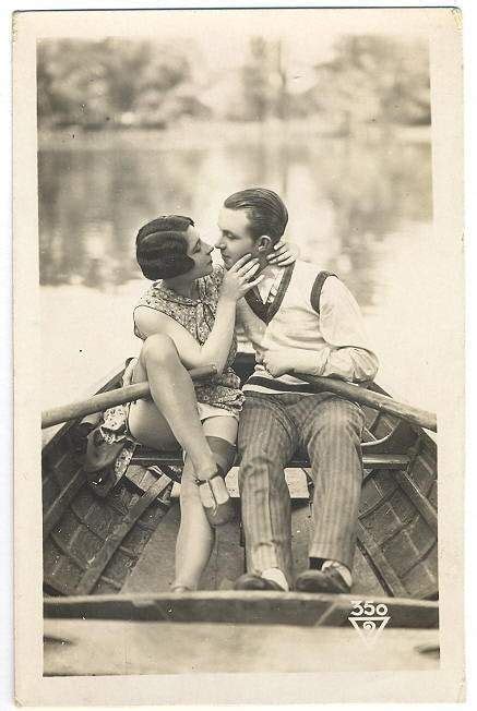 hello friends 1920s risque postcards old fashioned love vintage romance vintage couples