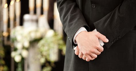 Funeral Etiquette 15 Tips For Attending A Funeral Dillamore Funeral