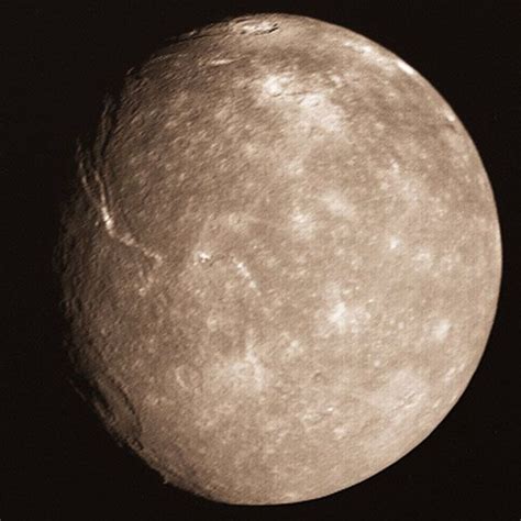 Titania Is Uranus Largest Moon Images Taken By Voyager 2 Almost 200