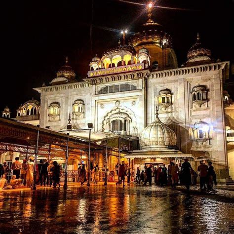 Top 8 Places To Visit In Delhi At Night | LBB, Delhi