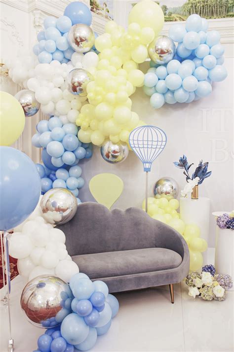 Let these flower wall decor be your next inspiration for the floral backdrops you need to add to your. SundayRussiaDecor | Welcome home baby, Welcome home ...
