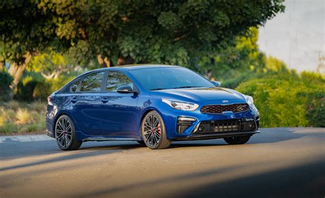 Edmunds also has kia forte pricing, mpg, specs, pictures, safety features, consumer reviews and more. Comments on: 2020 Kia Forte GT Gets 201 Turbocharged ...