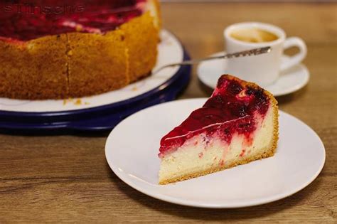 Fruchtig, cremig mit feinem mürbeteig! Himbeer-Schmand-Kuchen - Rezept mit Bild - kochbar.de