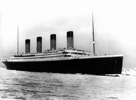 The ship sank just four days into its maiden voyage, but it made an indelible impression on the minds o. Die Titanic - Versunken, doch nicht vergessen - Neues für ...
