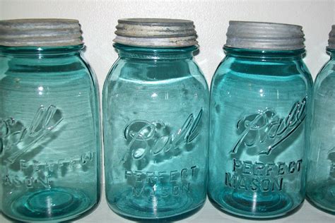 24 Vintage Ball Perfect Mason Quart Jars With Old Zinc Lids
