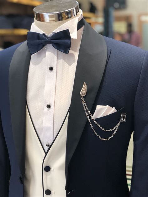 Because navy blue can be considered a base tone such as black, there are a variety of colors that compliment it. Buy Navy Blue Slim Fit Tuxedo by Gentwith.com with Free ...