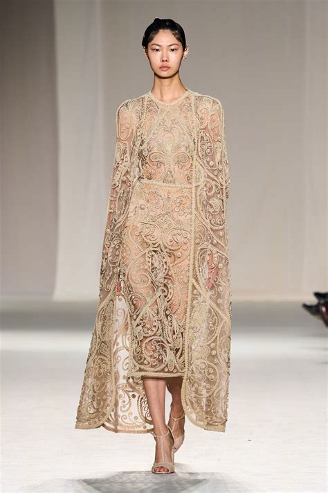 Elie Saab News Collections Fashion Shows Fashion Week Reviews And