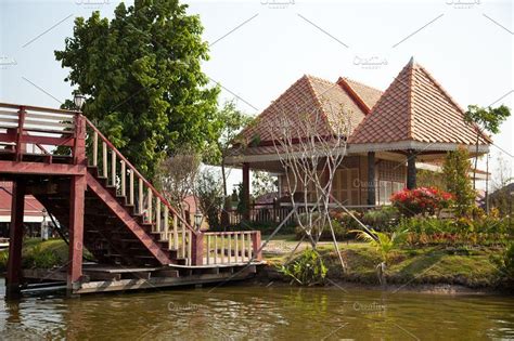The purpose of drainage easements is the orderly flow of. Waterfront home. | Waterfront homes, Waterfront, Small yard