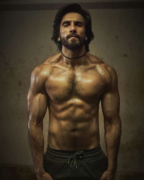 Ranveer Singh S Bare Body Pics Sets Temperature Soaring As He Flaunts His Chiseled Physique