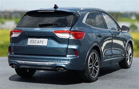 10 pm on saturday night, december 4. Diecast 2020 Ford Escape SUV Model 1:18 Scale Blue VB4A013