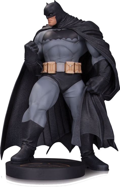 Batman Dc Comics Designer Series Andy Kubert Batman 16 Statue 12