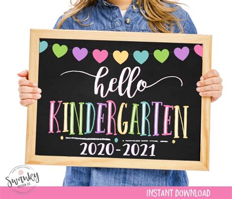 Hello Kindergarten Sign Printable First Day Of Kindergarten Etsy