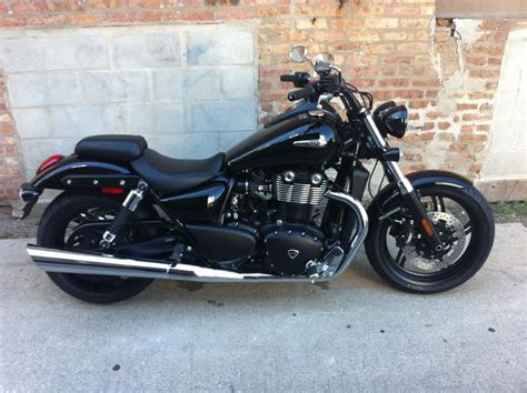 The low 700mm seat height provides a sumptuous laid back. Buy 2011 Triumph Thunderbird Storm Cruiser on 2040-motos