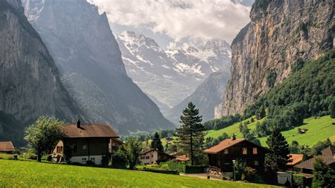 Life In The Swiss Alps Pics