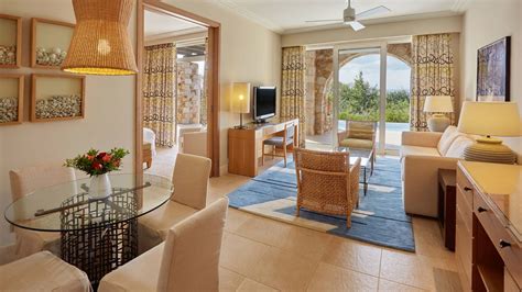 Experience costa navarino located at sw peloponnese in greece, through your mobile device. Ronaldo Costa Navarino — idealista/news