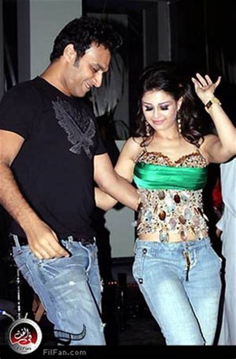 تهنئة عيد ميلاد حبيبي مصرية كلمات عيد ميلاد للحبيب طويلة من هُنا تستطيع أن تقول بأنك ستجد تهنئة عيد ميلاد حبيبي بشكل أخر تماماً وجديد. شاهد صور حفل عيد ميلاد منة فضالي | FilFan.com | في الفن
