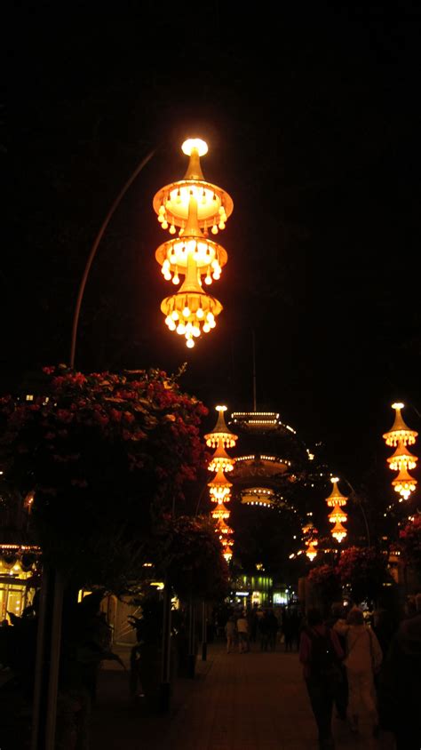 Lonely planet zeigt dir die besten highlights & sehenswürdigkeiten für deine dänemark reise. Tivoli, Denmark | Tivoli, Lamp post, Denmark