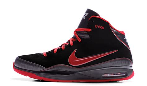 Born in the australian outback, r.m.williams' unique clothing, boots, and accessories help you enjoy your adventures. Nike Blue Chip - The Collection - SneakerNews.com