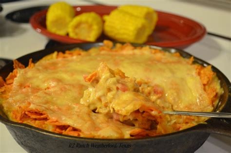 This chicken doritos casserole recipe is super easy to make and tastes great. Dorito Rotel Chicken Casserole Recipe - Genius Kitchen