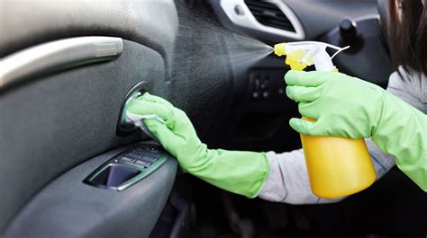 How To Clean Your Car S Interior Like A Pro Housewife How Tos