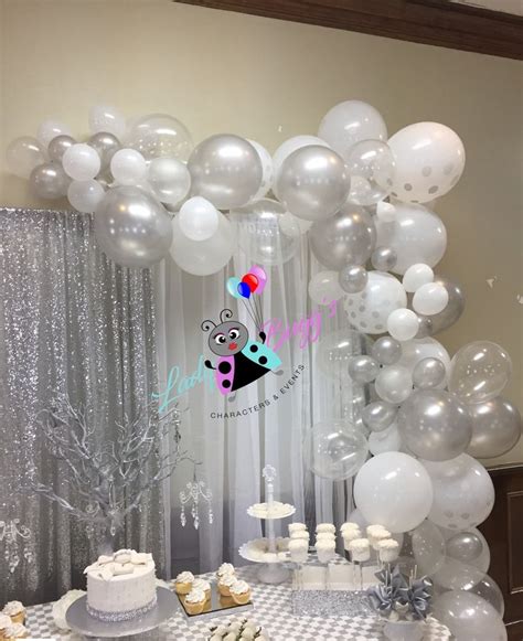 Pinch the lip of the 5. White & silver organic balloon garland | Silver party ...