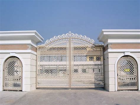 15 of Our Favorite And Unique Gate Design – Fantastic Viewpoint
