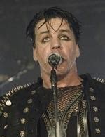 The official youtube channel #rammsteinwebsite: Rammstein: Till Lindemann(cantante)