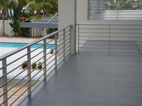 Welded Aluminum Horizontal Railing Fabricated And Installed By Mullets