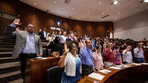 thirty people become u s citizens at naturalization ceremony on campus
