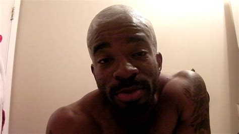 Make sure to lean your head forward to smooth the skin folds on the back of head. How to shave your head bald. - YouTube