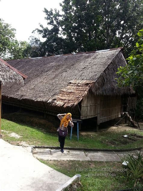 Ternyata nikah di kua bisa gratis lho! Menarik di Kota Kinabalu : Muzium Sabah - Kampung Warisan ...