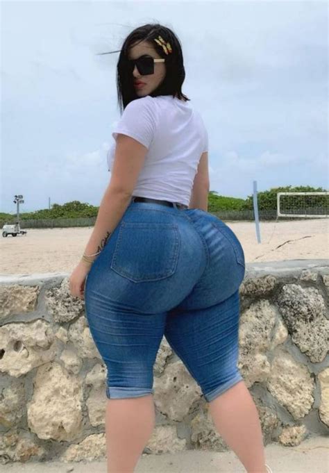 That Big O Booty By Bigandthickstuff On DeviantArt Bbw Sexy Tight Jeans Girls Cristina Hendrix